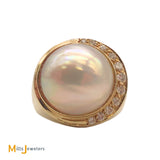 Signed 'W' 14K Yellow Gold Mabe White Pearl .22ct Diamond Ring Size 5.25