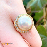 Signed 'W' 14K Yellow Gold Mabe White Pearl .22ct Diamond Ring Size 5.25