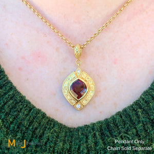 18K Yellow Gold Oval Garnet 0.12ct Diamond Dangle Pendant