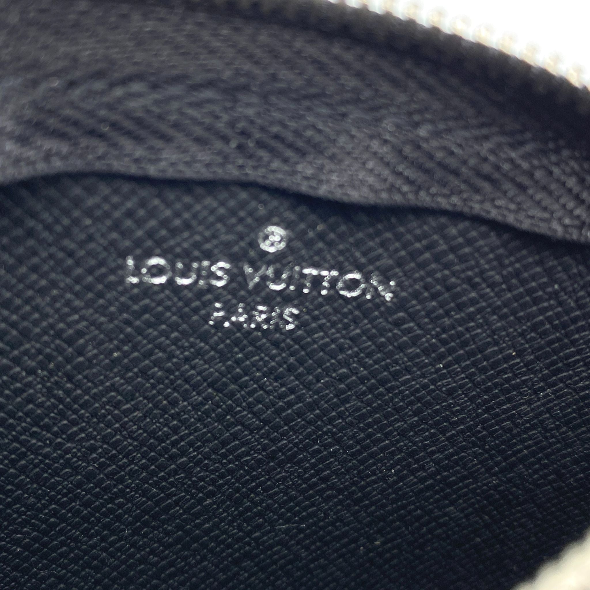 Louis Vuitton Damier Graphite Canvas Pochette Cles Key Pouch - Yoogi's  Closet