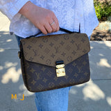 Louis Vuitton Pochette Metis MM Monogram Reverse Crossbody Shoulder Bag M44876