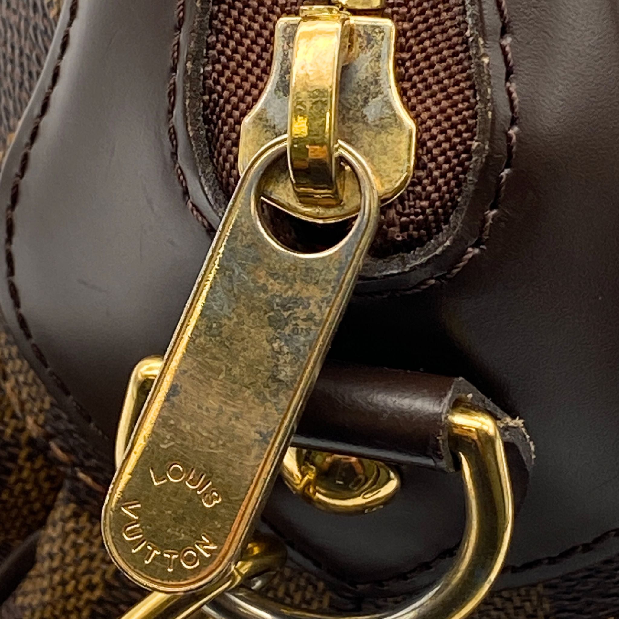 Louis Vuitton Trevi PM Damier Ebene Satchel Shoulder Bag – Mills Jewelers &  Loan