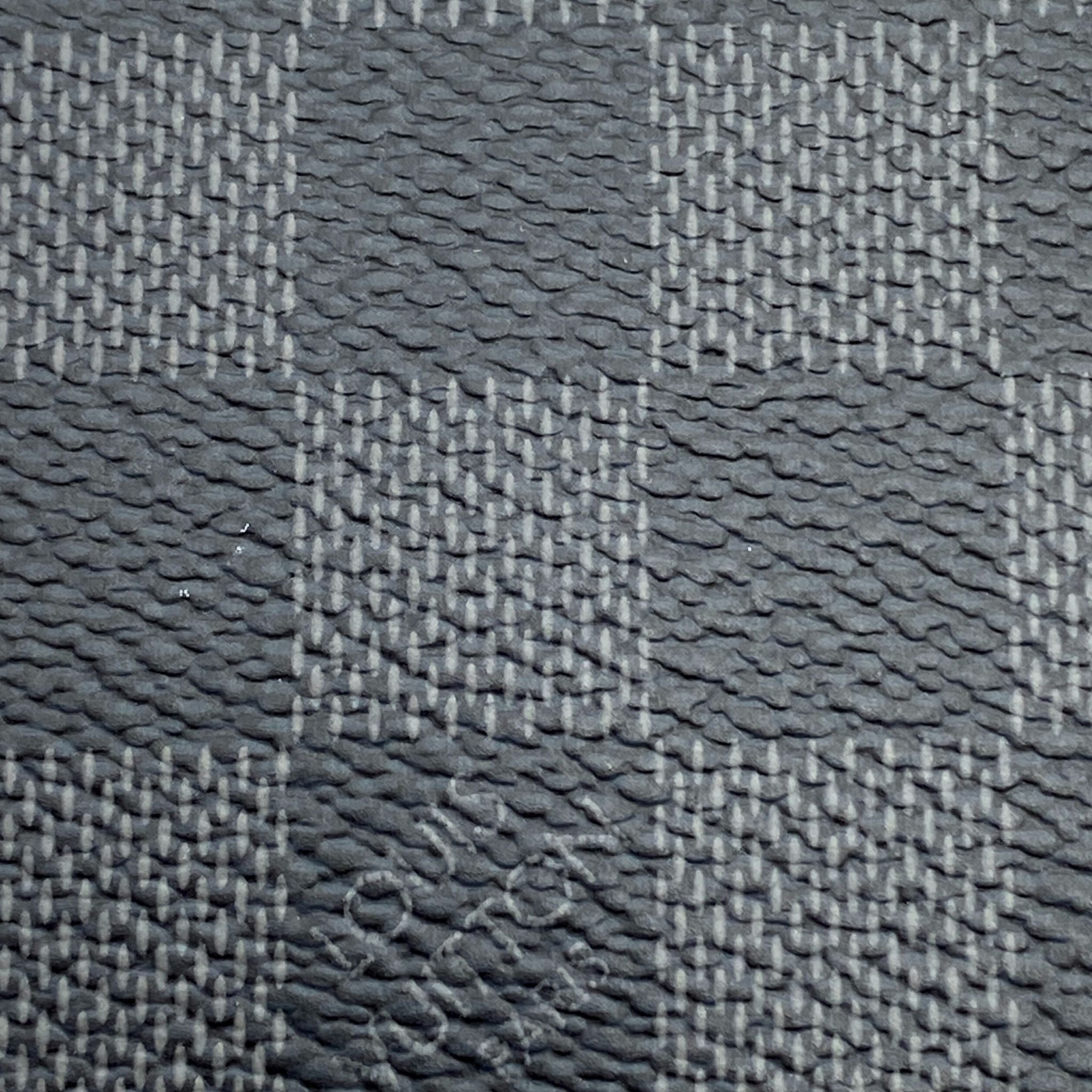 Louis Vuitton Medium Damier Graphite Pochette Alpha MM Envelope Pouch –  Bagriculture