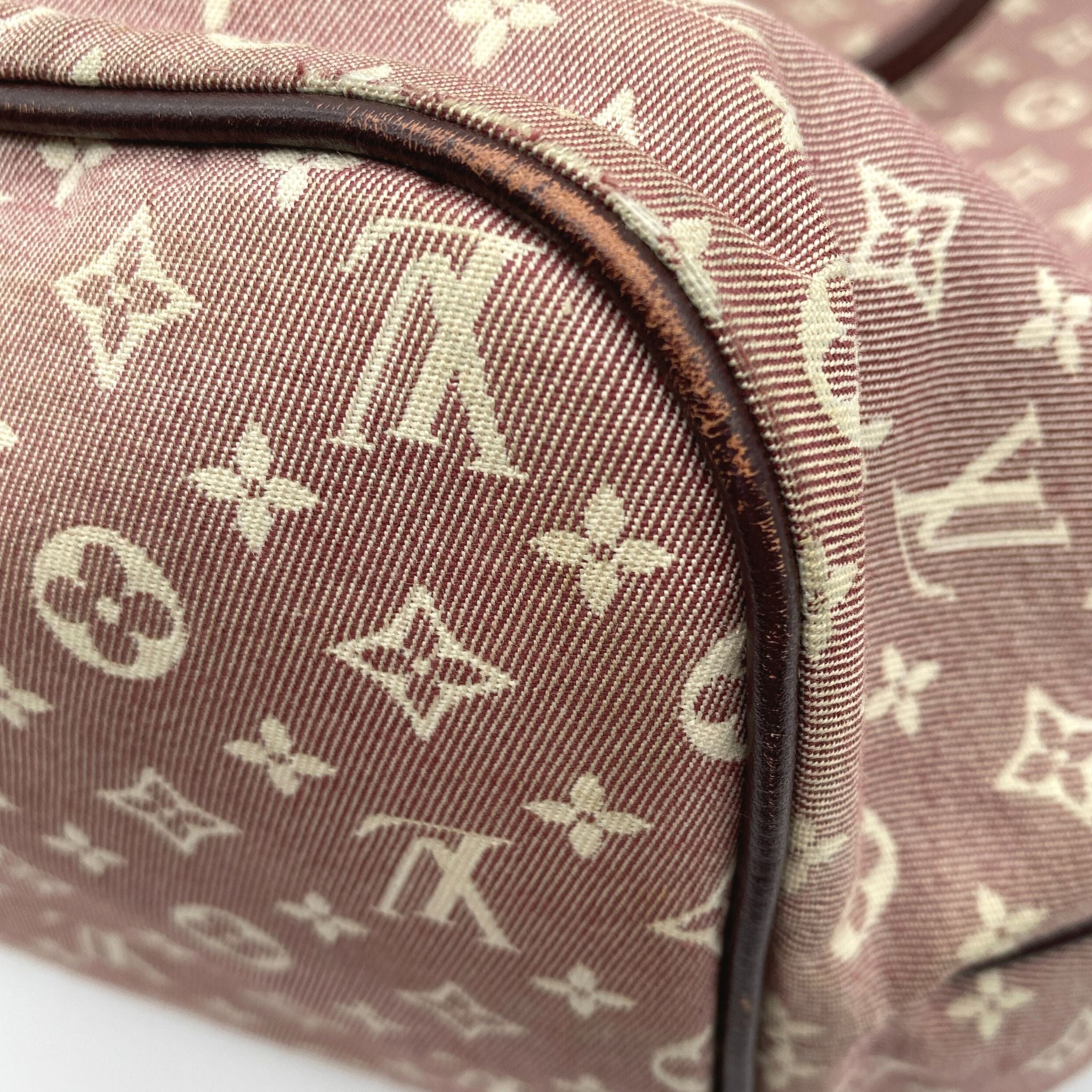 Sold at Auction: LOUIS VUITTON, NEVERFULL, Styled in Sepia monogram Idylle  canvas with Sepia Leather trim and gold tone metal hardware, 32 x 27 x 1