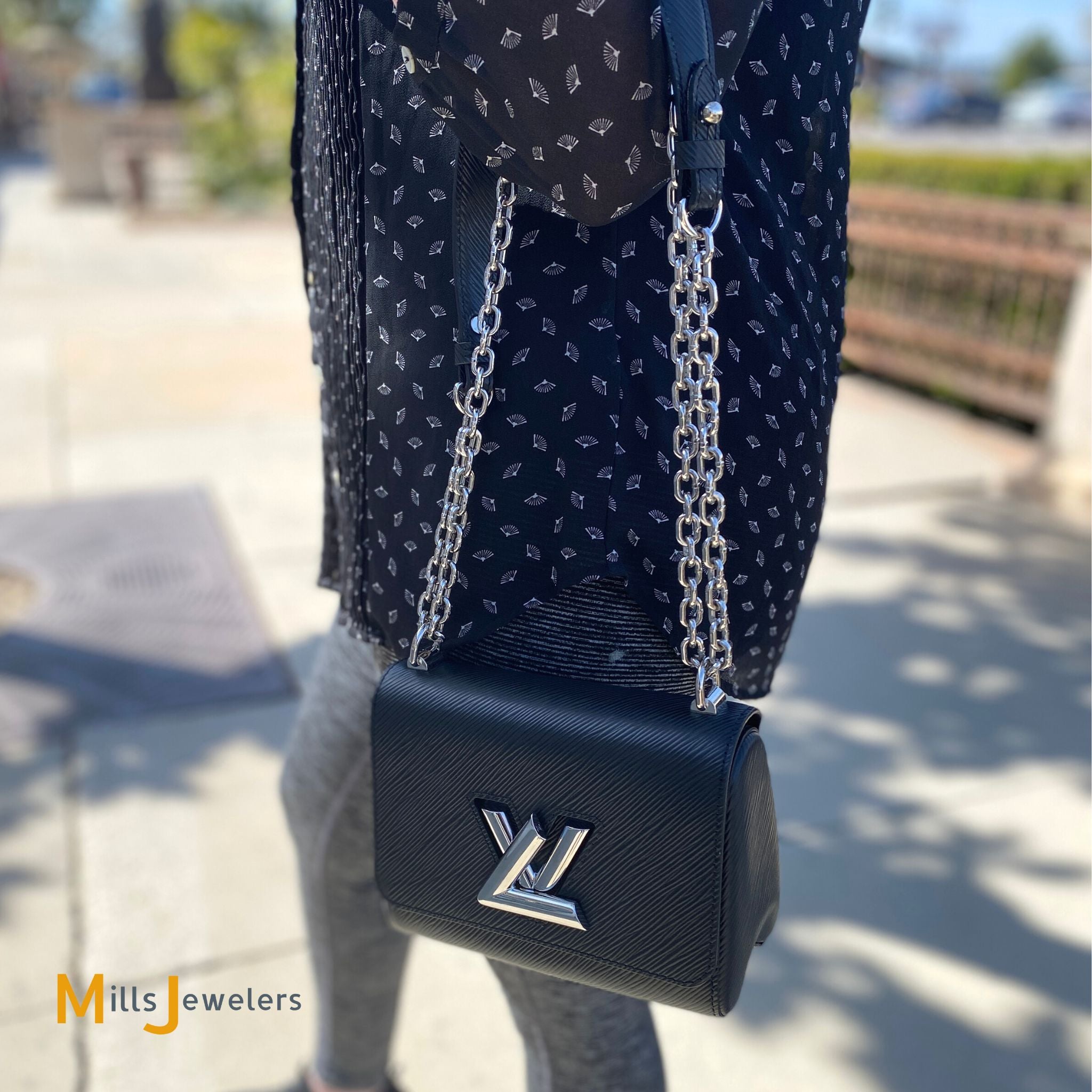 LOUIS VUITTON Louis Vuitton Twist PM Shoulder Bag M54243 Patent Leather  Noir