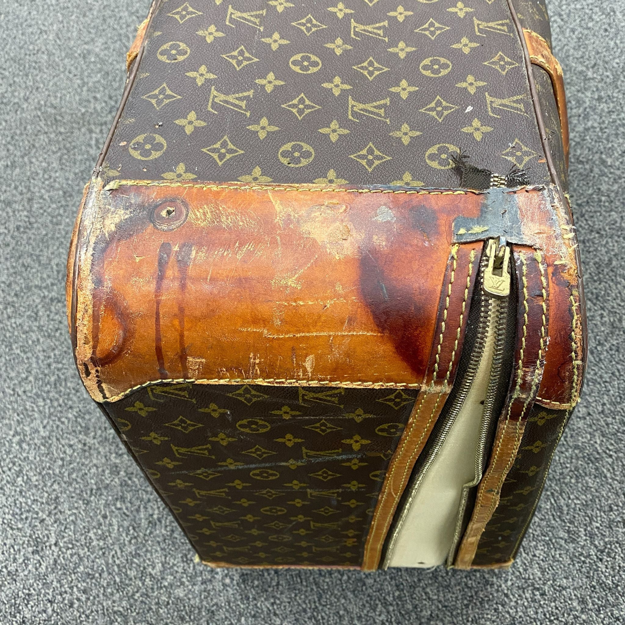 Louis Vuitton Stratos Jumbo Vintage Suitcase Large Monogram Canvas